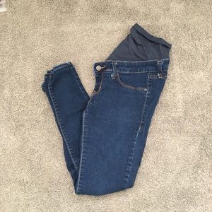 Old Navy Maternity Jeans size 4